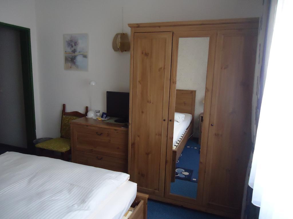 Hotel Central Oberursel Buitenkant foto